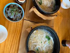 -勺子米线·云南传统小吃市集(四方街店)