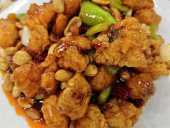 宫爆鳕鱼球-奥华餐厅·老张记(台基厂店)
