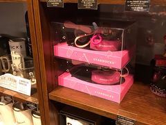 零售区-星巴克(广州淘金路店)