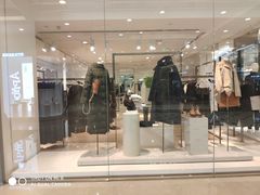 -COS(月星环球港店)