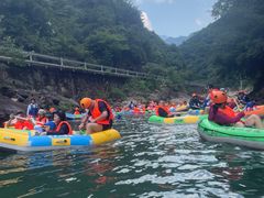 -安吉龙王山峡谷漂流