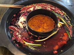 -黄潇洒老火锅(九眼桥宏济巷店)