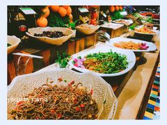 -亚马逊环球美食百汇(新城吾悦广场店)