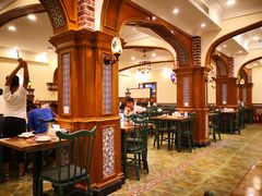 大堂-清真·玛丽亚新疆菜主题餐厅(浙江中路店)