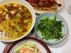 -香山湖家家宴(中山陵店)