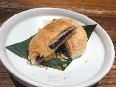 玫瑰鲜花饼-云海肴·汽锅鸡·云南菜(美罗城店)