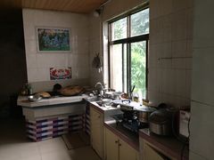 -小六农家乐(崇明西沙湿地店)