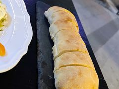 餐前面包-Fiume福弥意大利餐厅