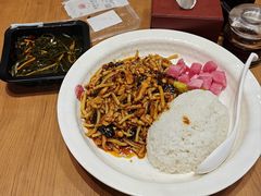 -阳阳中国饭(北京荟聚店)