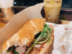 -Bánh Mì Huynh Hoa