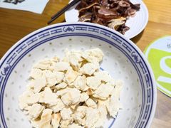 -天发芽·何记葫芦头泡馍·传统小吃(报恩寺街店)