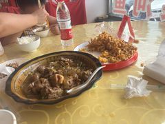 -华龙特色大骨鸡农家菜馆