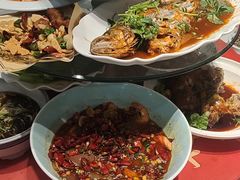 -那家老院子东北菜·饺子·小鸡炖蘑菇(艳华街店)