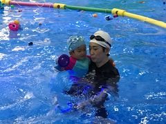 -乐悠游亲子游泳俱乐部