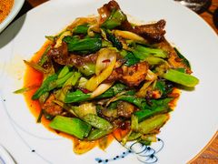 大头菜回锅肉-双流老妈兔头(荟聚店)