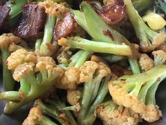 干锅菜花-旺顺阁鱼头泡饼(小红门店)