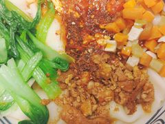 -陇上秦轩西安biangbiang面(朝龙汇店)