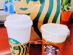 -星巴克臻选(上海合生汇1F店)
