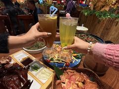 -老滇山寨•云南特色菜•地方菜•民族风情歌舞表演(金碧店)