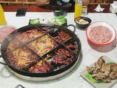 -铜元老码头鳝鱼火锅