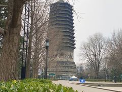 -玲珑塔公园