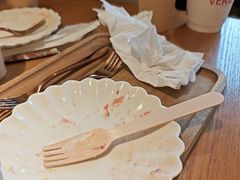 -VERIE BAKEHOUSE