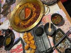 -哥老官重庆美蛙鱼头(西湖银泰十一哥店)