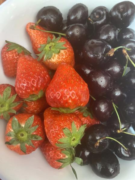 水果达人-"在襟江小学对面,小小的门面但是东西很多,.