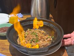 -泉畔人家·老济南经典鲁菜(大明湖店)