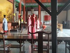-开封府