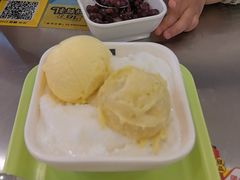 榴莲忘返-满记甜品(巴黎春天宝山店)