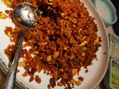 酸萝卜牛肉黑金炒饭-韵秋荷(宝山龙湖天街店)