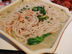 鸡汤手工鱼面-龙桥私厨·姜花菊花过桥鱼·顺德菜(容桂店)