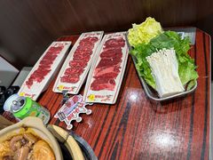 -沙胆彪炭炉牛杂煲(上海日月光广场店)