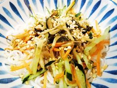 -喃喃椰·糟粕醋·椰子鸡火锅(七堡花园店)