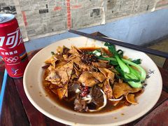 -方铲铲·成都板凳面(滨江银泰店)
