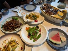 -八府香鸭·啫啫煲(华山路店)