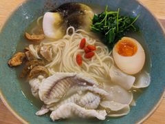 白汁河月豕煨面-江小鲀河豚馄饨(日月光店)