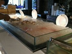 -海吃海喝海鲜烤肉餐厅