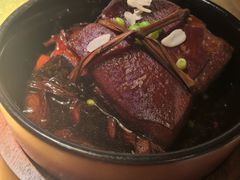 -吴越荣记苏州菜·松鼠桂鱼(月光码头店)