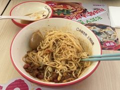 -小杨生煎(金山百联购物中心3楼店)
