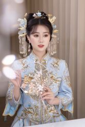 -洋洋婚纱品牌集合店