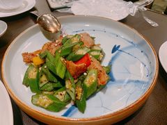 头抽炒秋葵黑豚肉-广州文华东方酒店·江-由辉师傅主理