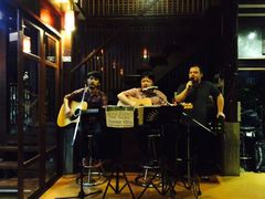 -Dash Teak House