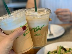 -Chom Cafe and Restaurant