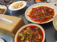 -川流不息·地道川菜·小龙虾(松东路店)