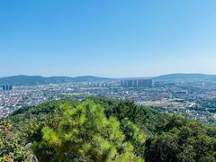 -灵岩山风景区