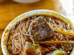 牛肉米线-蒋六十八梯眼镜面(渝中店)