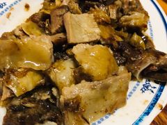五香烧羊肉-老爆肚满五香烧牛羊肉