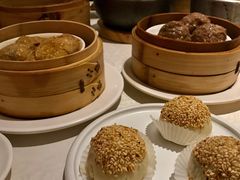 鲍汁腐皮卷-维园悦谱·海派家常菜(乌鲁木齐南路店)